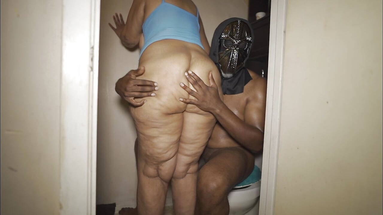 I Fucked Anal Queen's twin Stepsister While She's in Next Room