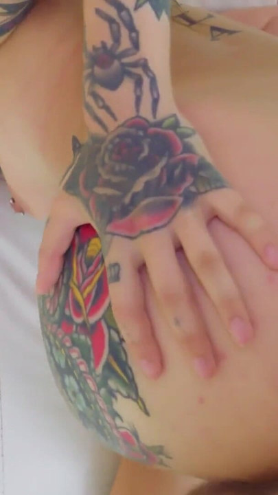 Dia được bọc trong nhựa để chơi cu toby! | Clip 1