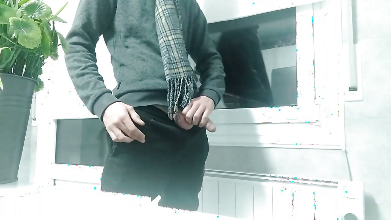 Big Cock Guy with His Scarf, He Is Cold and He Jerks off and Cums to Get Warm