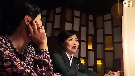 Pertemuan sensual di teater drama erotis sama cewek pemilik penginapan yang anggun -adegan.4