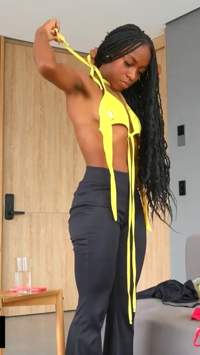 Έκανα αυτό το TIGHT AFRO LATINA ξεχάστε τον φίλο της που της υποσχέθηκε ποτέ Σικάγο - LatinaCasting | Κλιπ 2