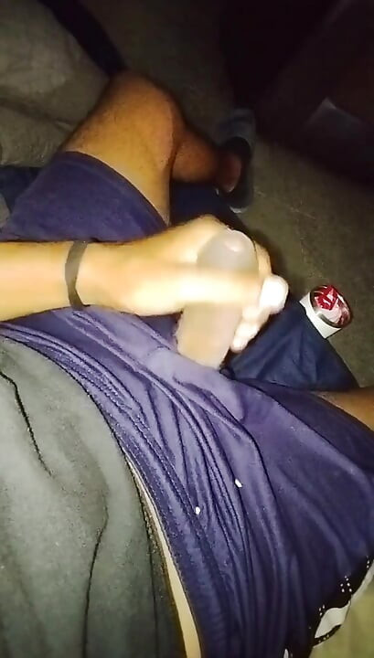 Guy Comes Home Orgasmed