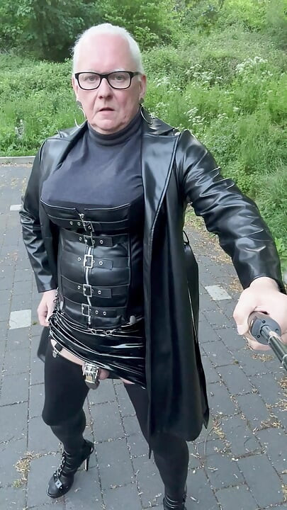Sandra die Outdoorschwuchtel
