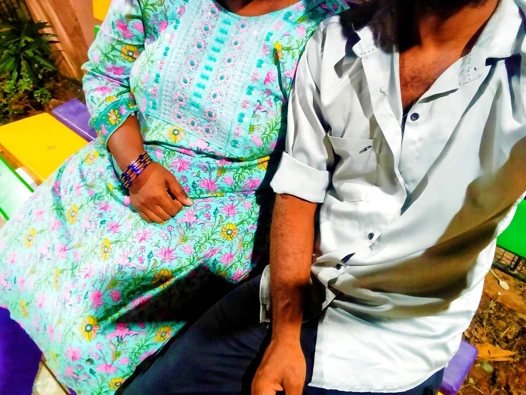 Teenage boy tries to have sex with Tamil married woman exercising at playground