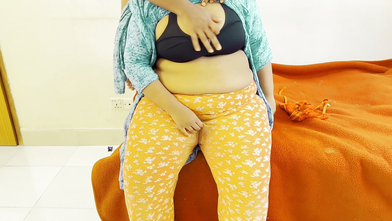 Desi Tamil Stepaunty Fucks From Stranger