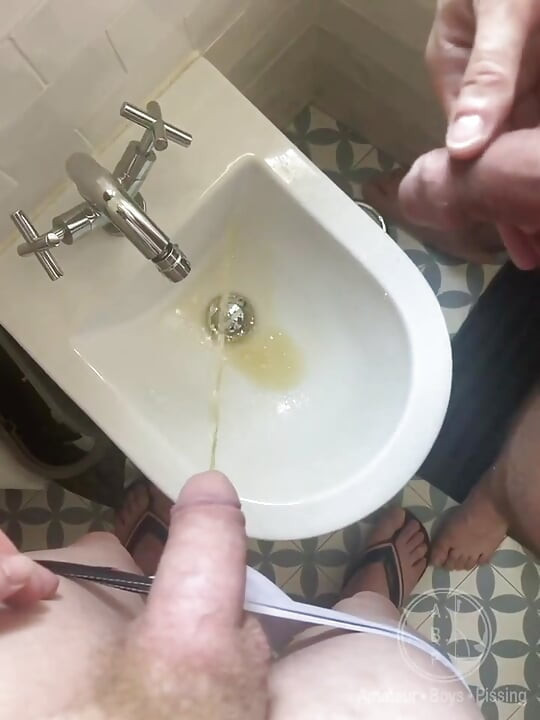 Compilation (2 Scenes): Amateur Boys Pissing Together