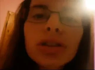 rica pendeja por webcam mostrando el orto