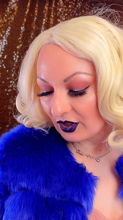 Medical nitrile white nurse gloves and fur with dark lipstick - Blonde ASMR