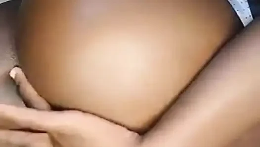 Amcığım çok sıkı