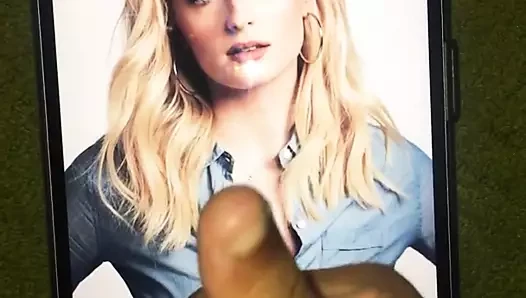 Sophie Turner'ın boşalma anısına