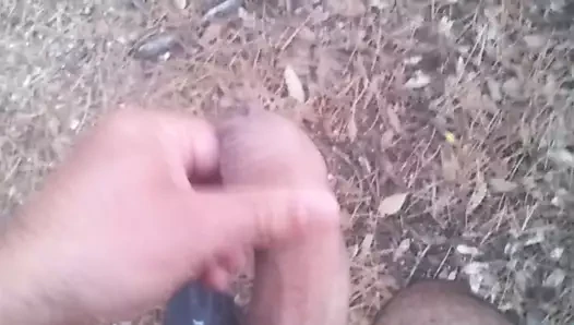 ormanda çıplak geziyorum