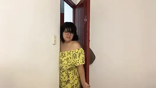 Ibu tiri mergokin kamu lagi nonton boografi