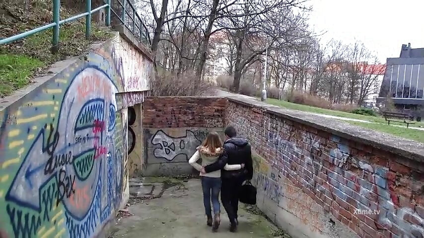 흑인 대물 자지에게 따먹히는 핫한 갈색 머리