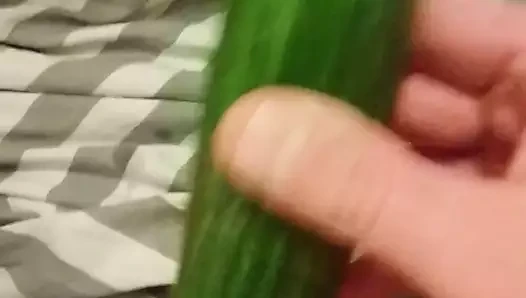 Salatalık masturbasyon sikme mastürbasyon yapmak yarım yamalak
