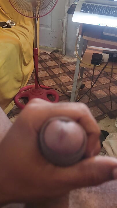Jus Put the Tip on Your Pussy or Mouth an See Where My Ice Cream Flows