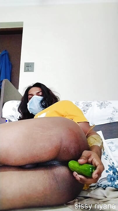 Indian shemale sissy crossdressers fucking dildo in home and handjob