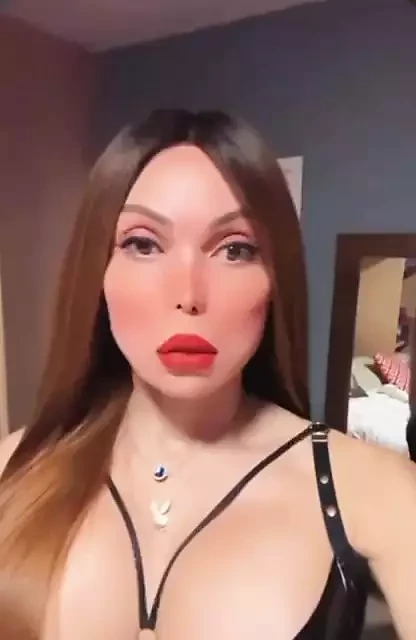 Erika Schinaider video
