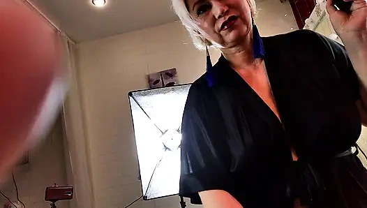 An adult girl and cock-1001 .!. ))