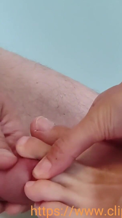 Toe insättning från milf | Klippa 1
