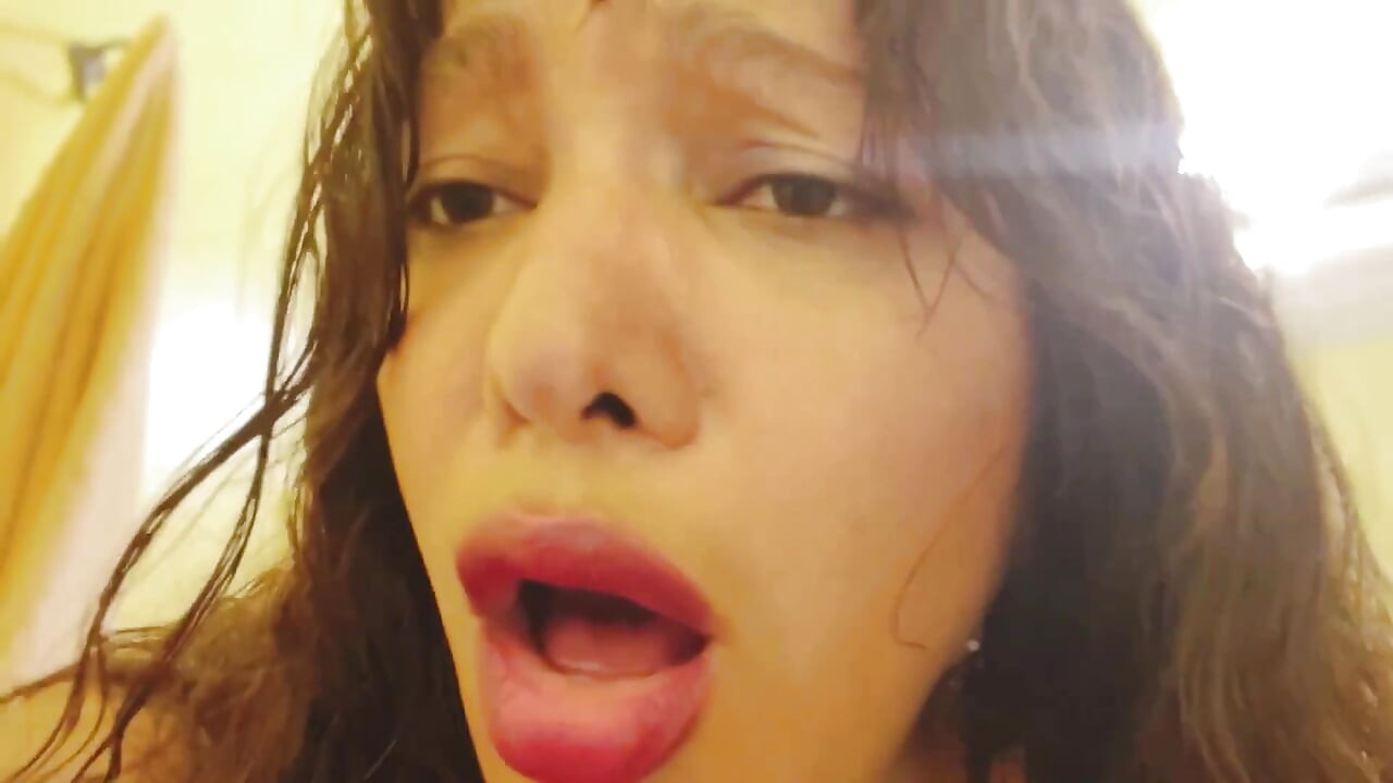 Playing with Her Ass, Sexy Michelle, Hard, Wet and Juicy Ass.