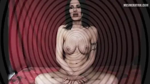 Загипнонизированная женским превосходством