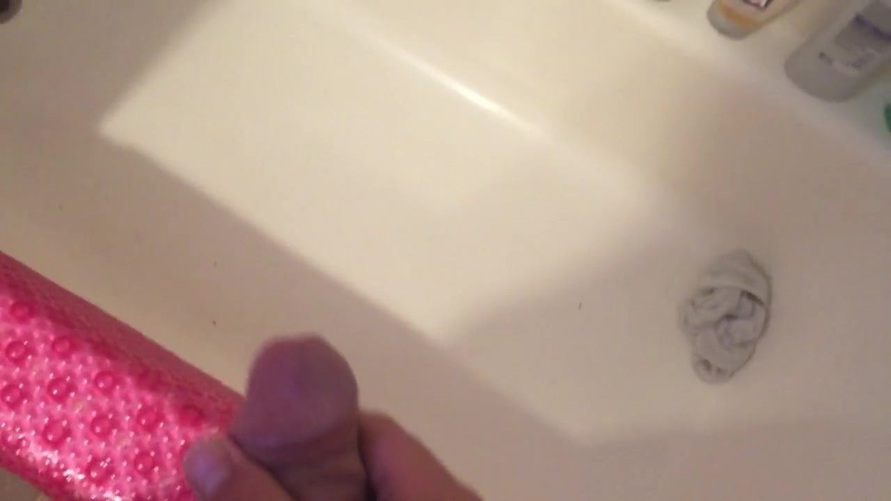 I'm so horny jacking off my dick