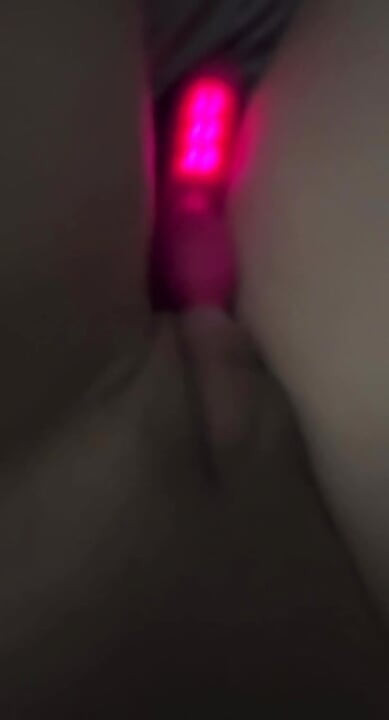 Ftm fitta leker med dildovibrator
