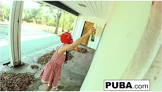 Marica Hase, der hauswichser, bekommt einen bbc von chris schwanz!