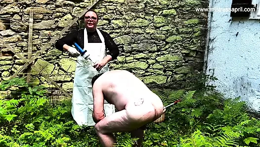 Домина госпожа April Наказание Blockhouse