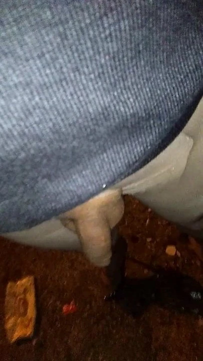 Pantyhose piss