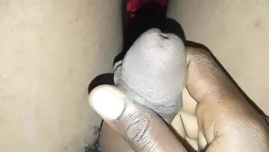 Sabah erken saatlerde evde mastürbasyon