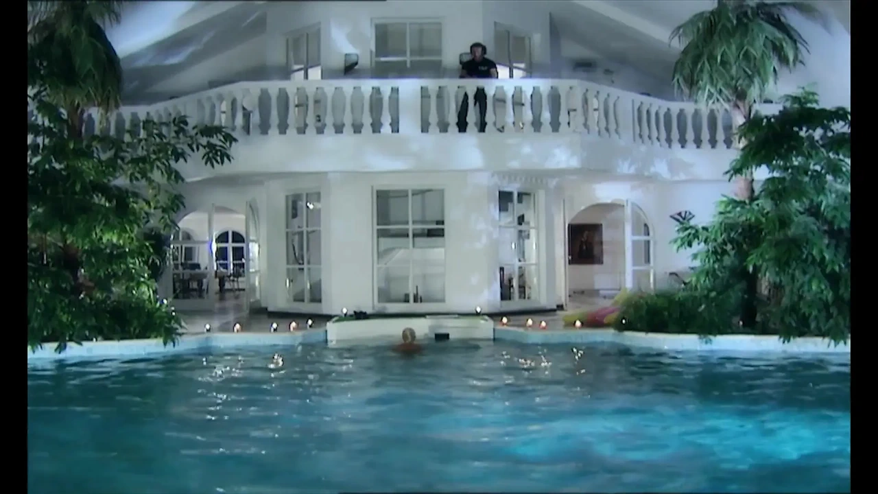 Làm thế nào tốt đẹp để phá vỡ mông của bạn trong hồ bơi