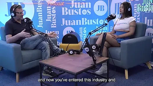 Cewek semok latina dengan toket aduhai kataleya ross lagi asik ngentot mesin vibrator sampai muncrat! Juan Bustos Podcast