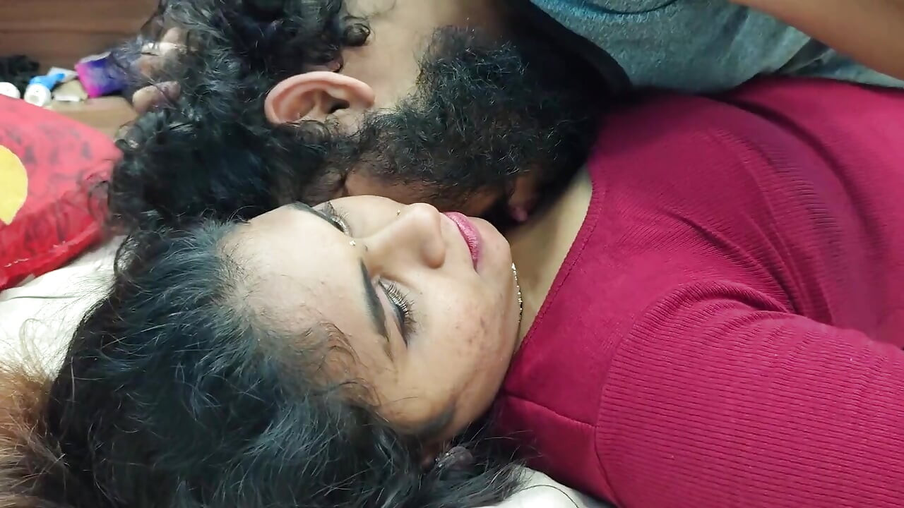 Hot Neck Kiss Finder Lick with Pussy Rub