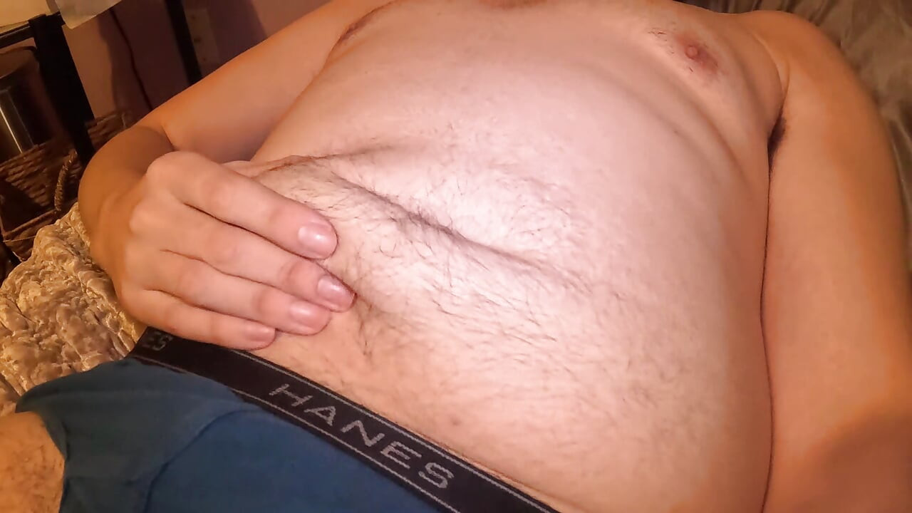 Playing with my belly!