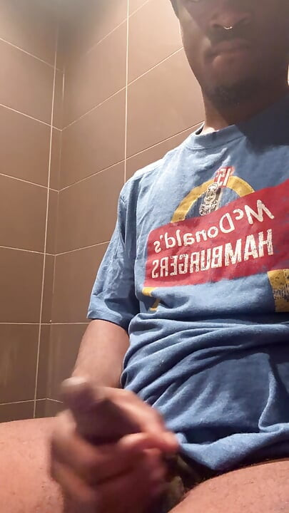 Ficou com tesão asf no trabalho e eu só tinha que deixar fora uma gordura grossa e cremosa carga
