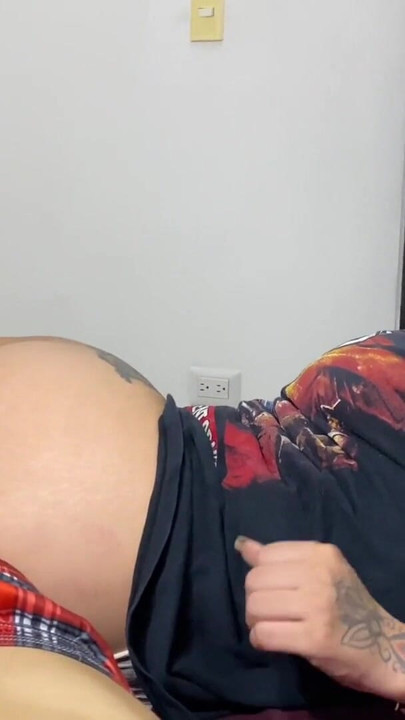 STEPMOM SHARES BED WITH STEPSON! - PORN IN SPANISH | Clip 2