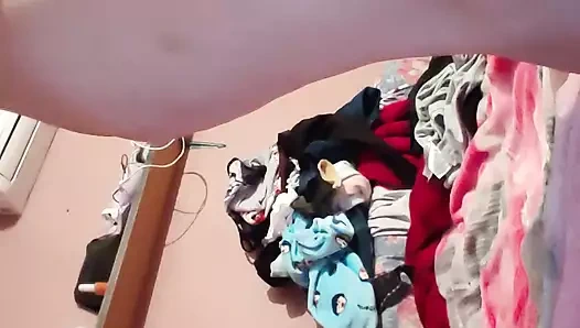 Pirang ini menyukai mentimun