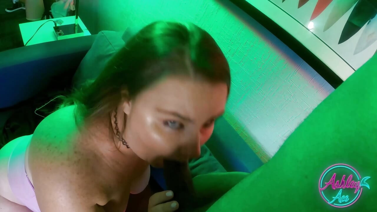 Ashley ace & Finny享受一些的乐趣