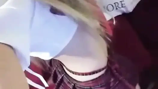 Ich beginne mit thematischen Produktionen! Gefällt es dir?