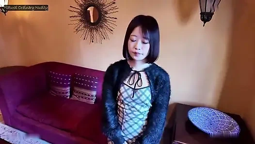 Innocence fades - eine zerbrechliche Krankenschwester tritt über Grenzen hinaus, zu fallen, bevor die Liebe definiert wird