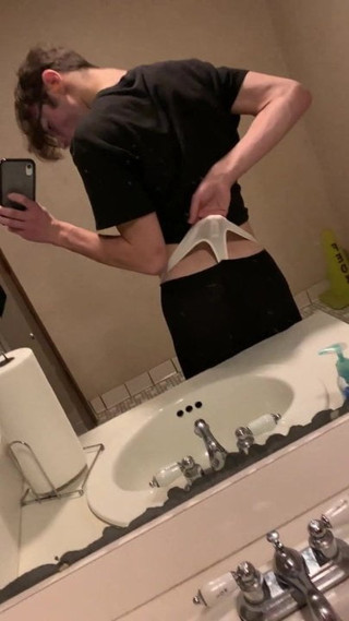 Wedgies wearing leggings for you