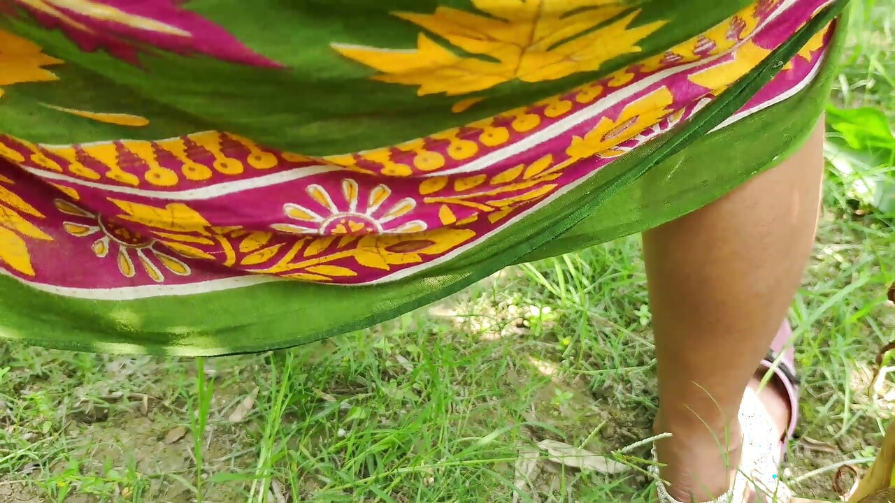 Outdoor my Hot Young Bhabhi and me