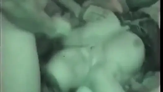 Aldatılan orta yaşlı seksi kadın - gavat orta yaşlı seksi kadın hepimiz gavat oyunu hakkındayız. Arkadaşlarım ve ben sert eş değiştirenleriz