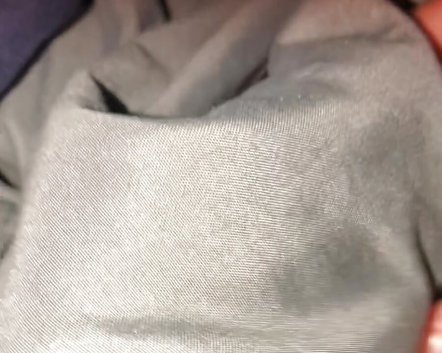 Small cock jerking off to video of big cock cumming