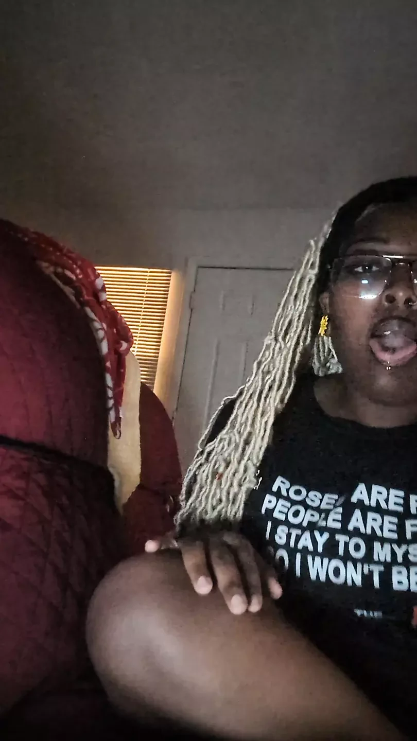 我觉得顺从 🙈