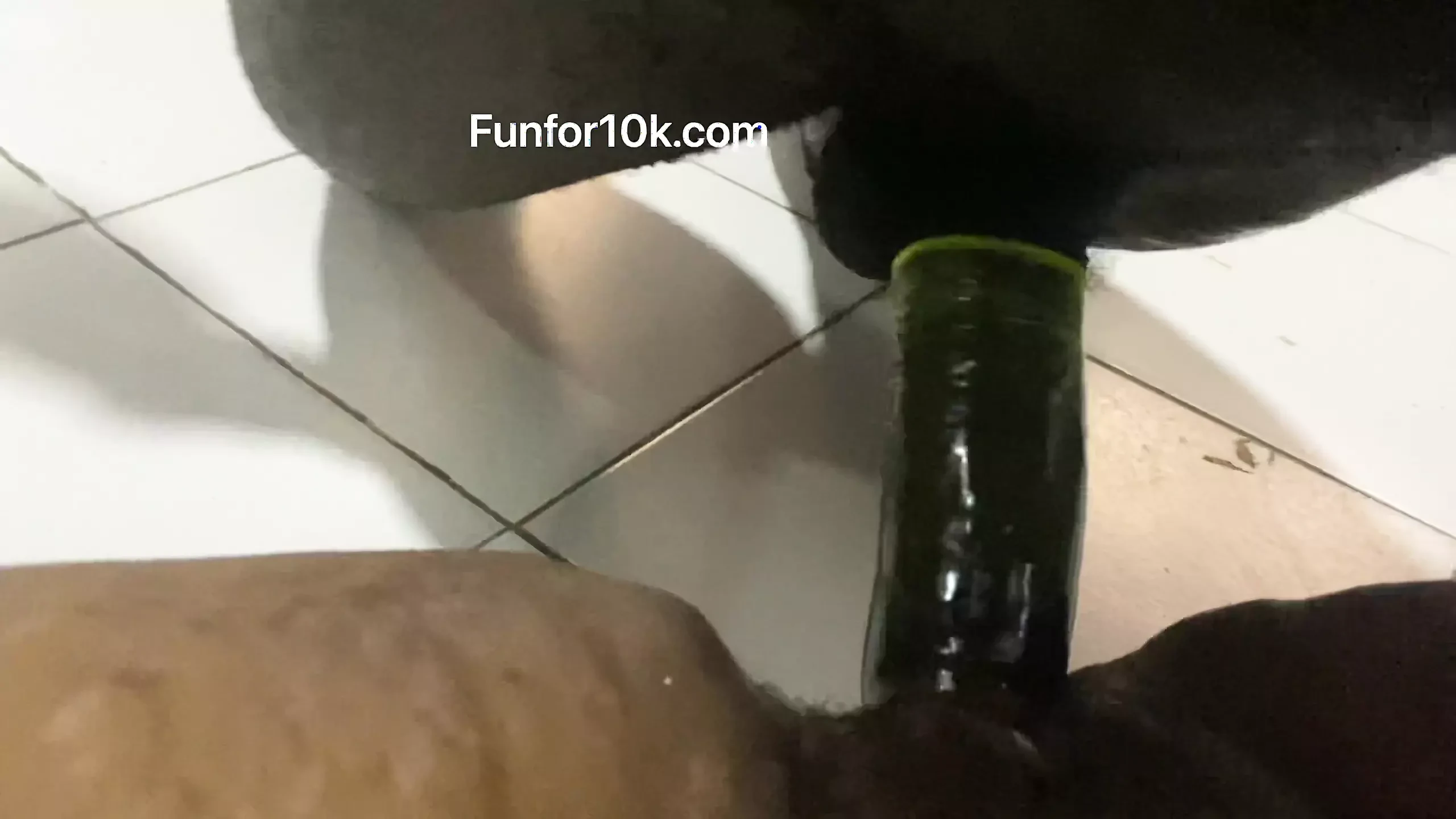 Mendapat arahan uji bakat di dapur dan dikongkek oleh anggota petugas