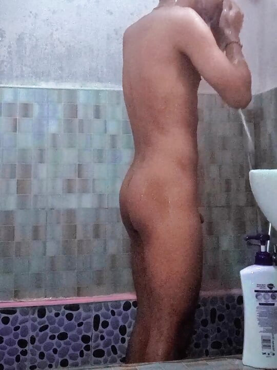مجرد الاستحمام