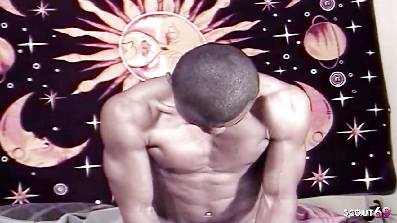 Το BBC γαμάει μια τρανσέξουαλ για πρώτη φορά σε διαφυλετική συνάντηση