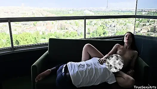 Alice Drake 4K 🗼 Heißer Balkonsex nach der Party in Paris Creampie
